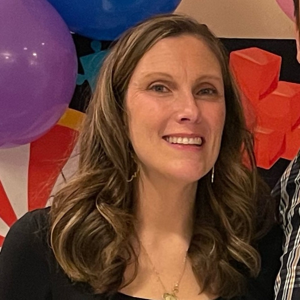 Meet your Posher, Elizabeth